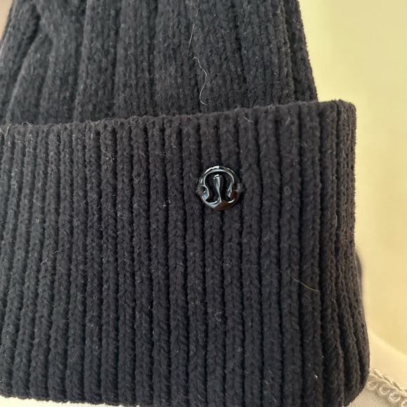 Lululemon Athletica Black Cable-Knit Pom-Pom Beanie - Picture 3 of 5